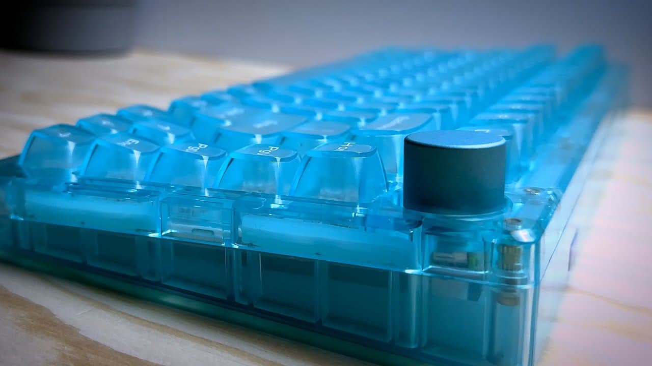 Monsgeek ICE75 mechanical keyboard & - Translucent!